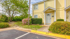 Southbay 33 Short walk to 300ft of Private Beach 3 Bedroom Townhome